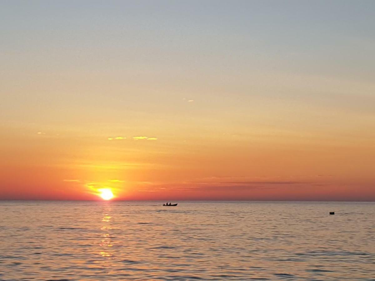 ฺbay Yard Hut Hotel Csang-sziget Kültér fotó