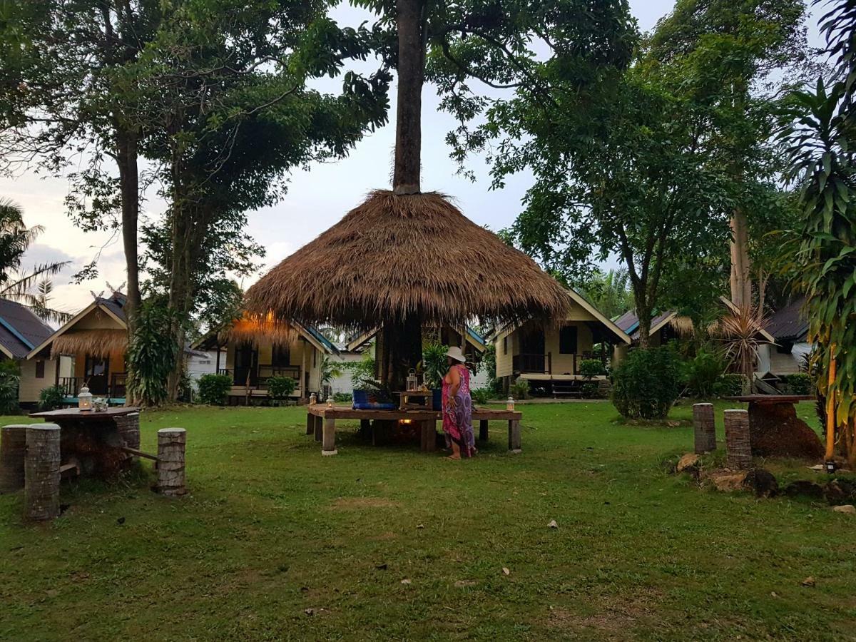ฺbay Yard Hut Hotel Csang-sziget Kültér fotó
